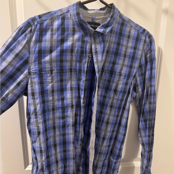 Calvin Klein Men’s Dress Shirt - Blue Plaid - Size M - Classic & Versatile - Picture 3 of 7